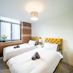 Bv Spacious 1-bedroom Close To Town Center - Sleeps 6 * برادفورد