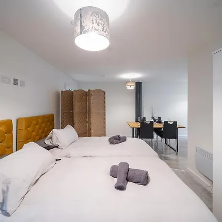 Bv Spacious 1-bedroom Close To Town Center - Sleeps 6