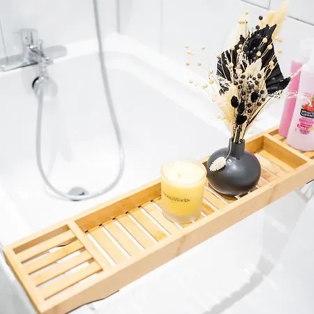 Bv Spacious 1-bedroom Close To Town Center - Sleeps 6 Apartment Bradford (West Yorkshire)