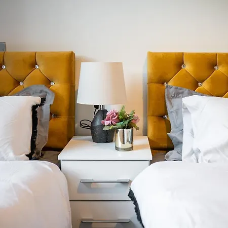 Bv Spacious 1-bedroom Close To Town Center - Sleeps 6 *