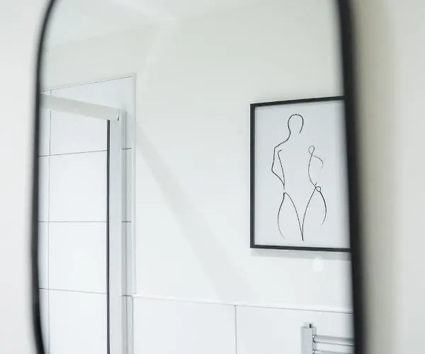 Bv Spacious 1-bedroom Close To Town Center - Sleeps 6 Μπράντφορντ