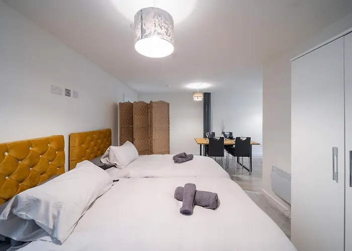 Bv Spacious 1-bedroom Close To Town Center - Sleeps 6