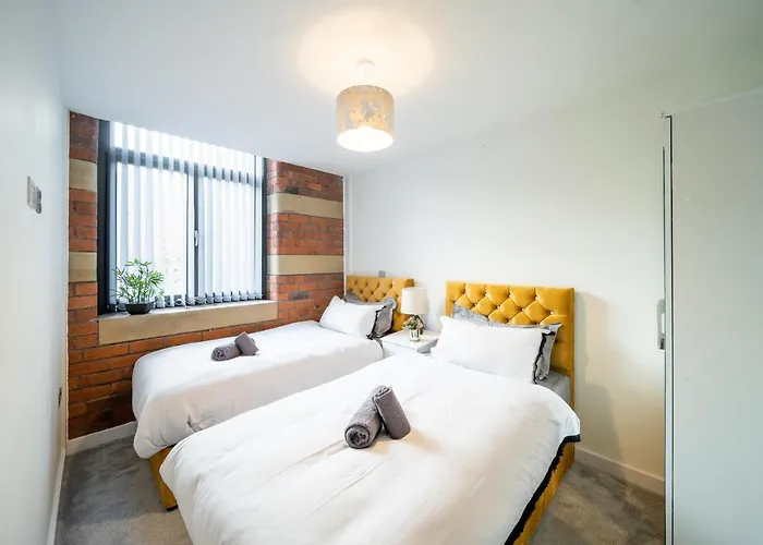 Bv Spacious 1-bedroom Close To Town Center - Sleeps 6 * ブラッドフォード