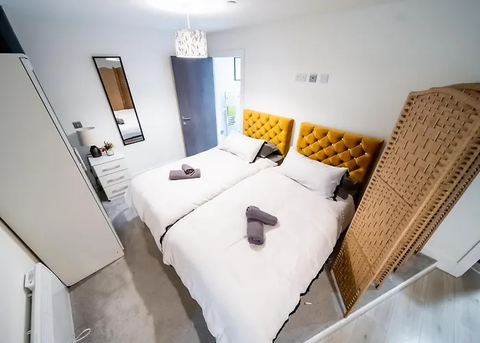 Bv Spacious 1-bedroom Close To Town Center - Sleeps 6 アパート ブラッドフォード